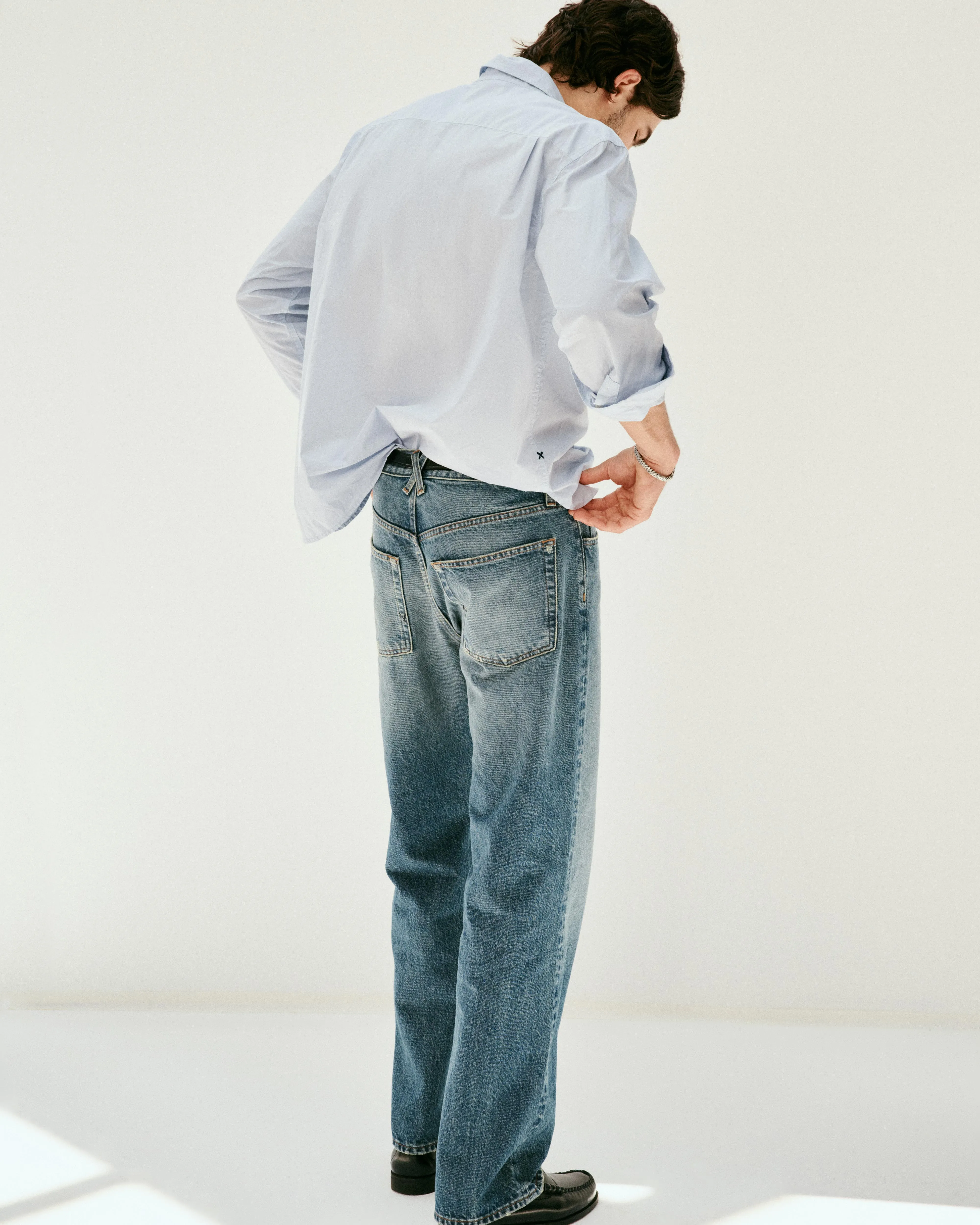 AM Relaxed Straight 5 Pocket Jean