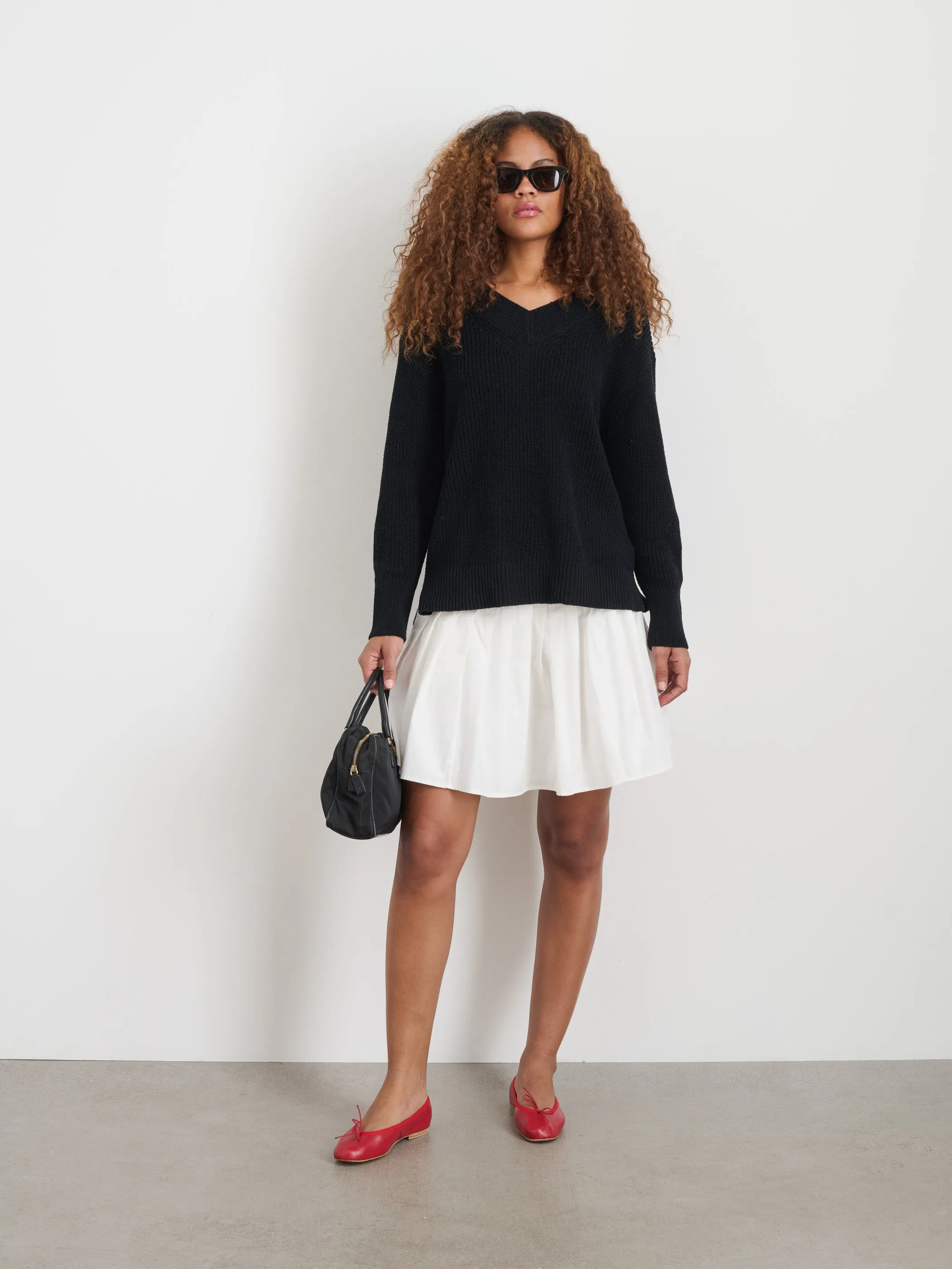 Arielle V Neck Sweater In Cotton Linen