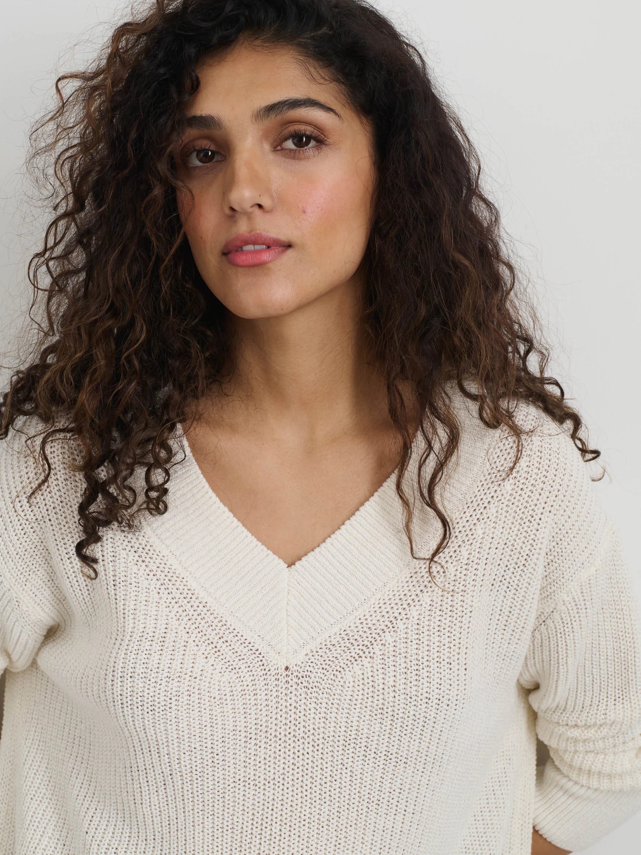 Arielle V Neck Sweater In Cotton Linen