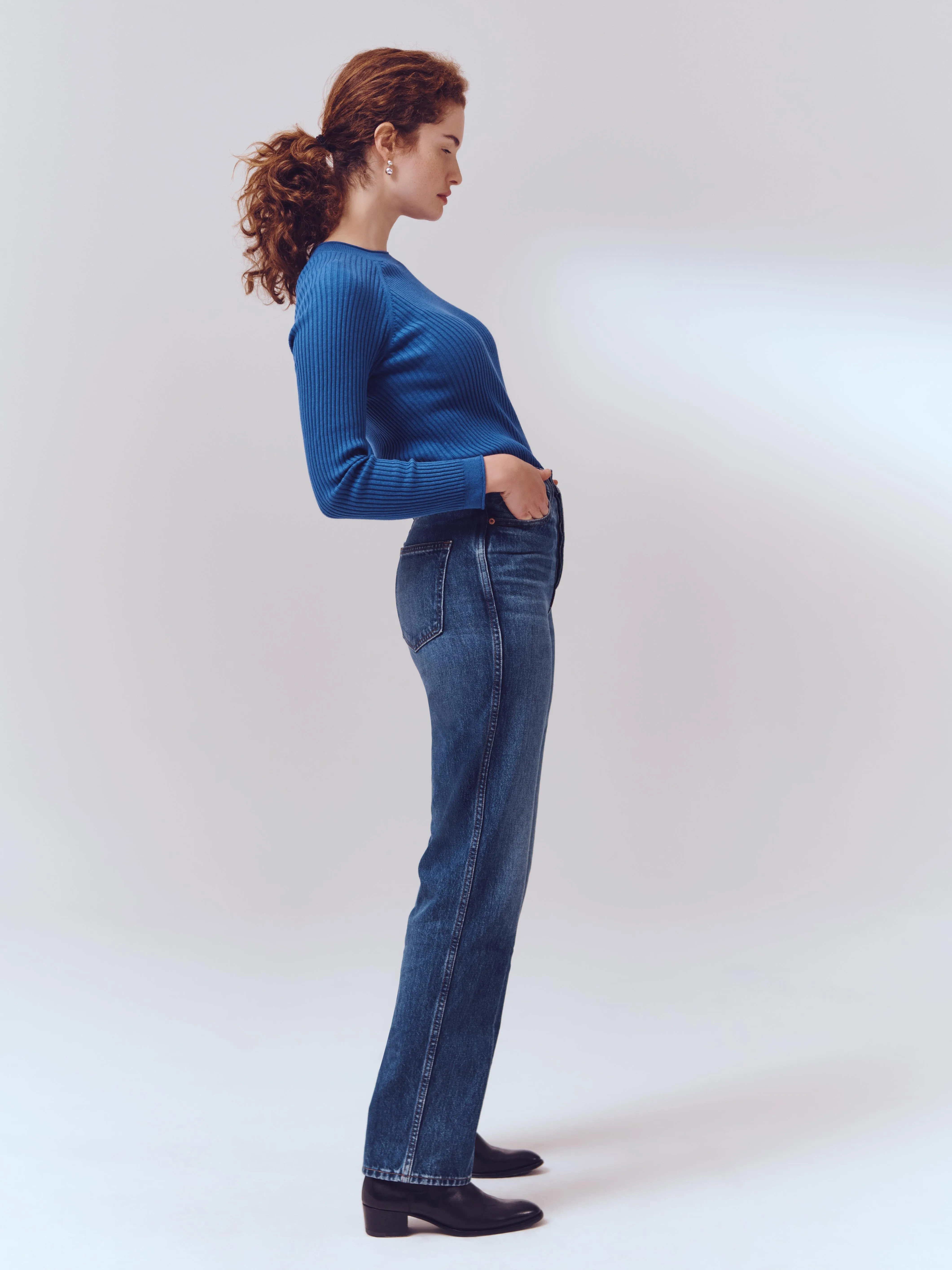 Carla High Rise Straight Jean
