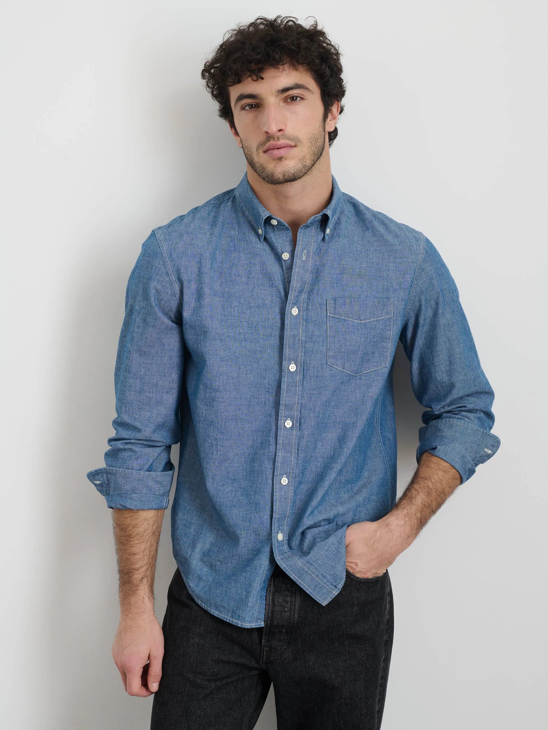 Mill Shirt in Washed Chambray