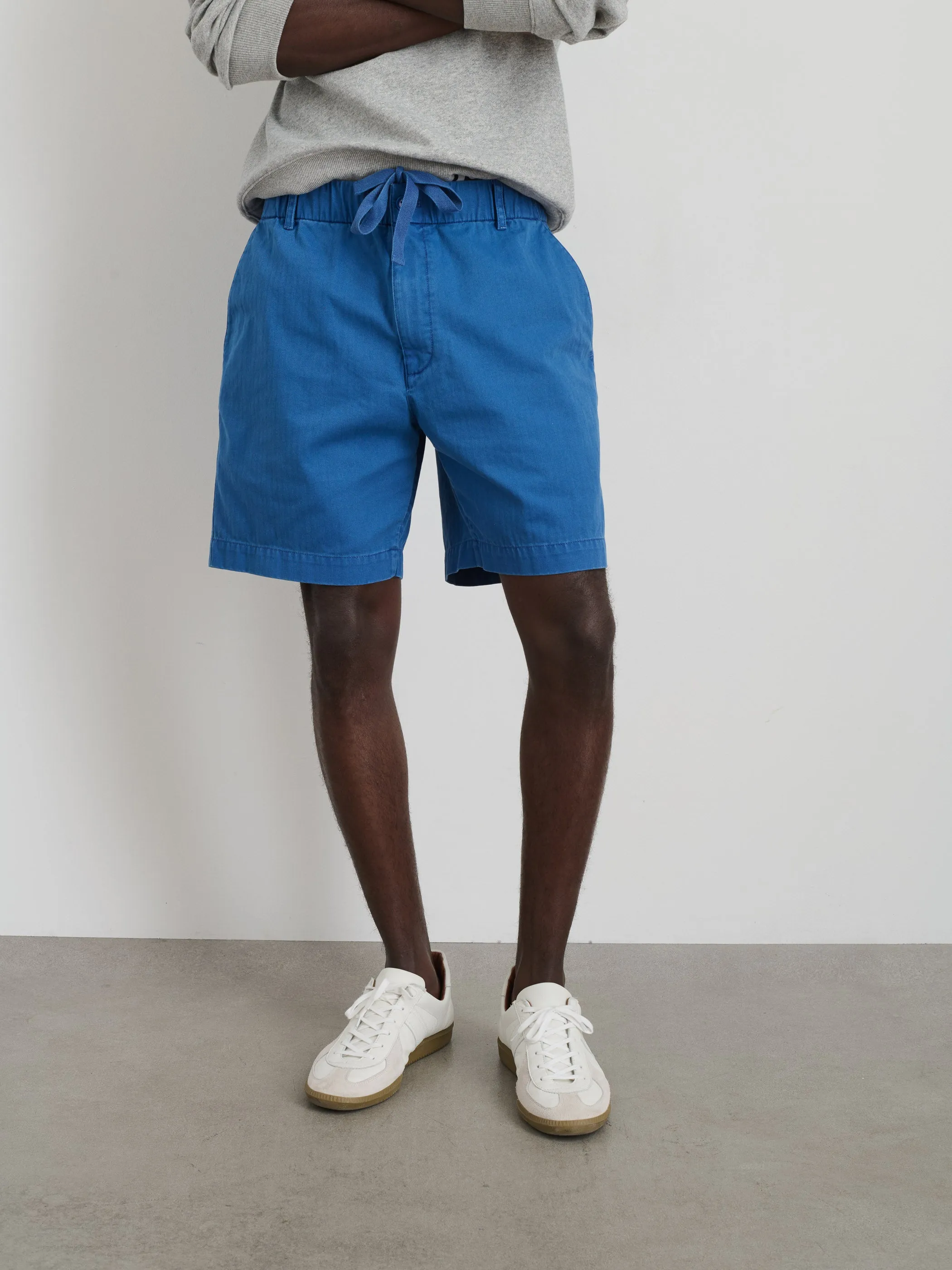 Pull On Short In Cotton Herringbone