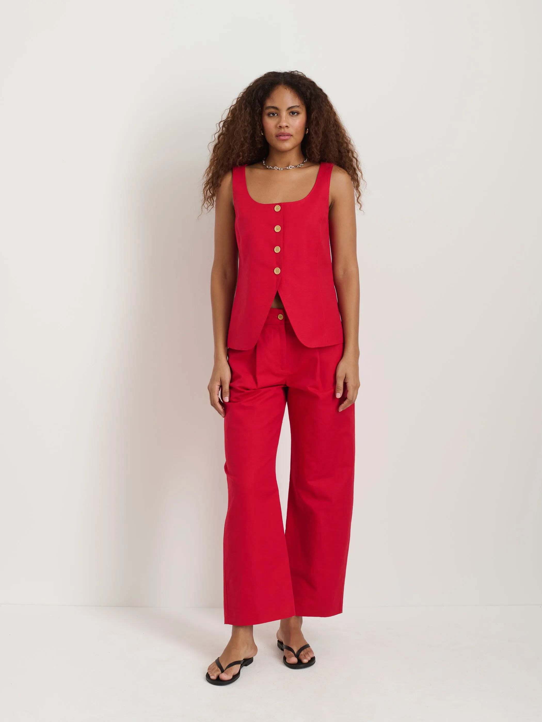 Soho Scoop Vest In Linen Cotton