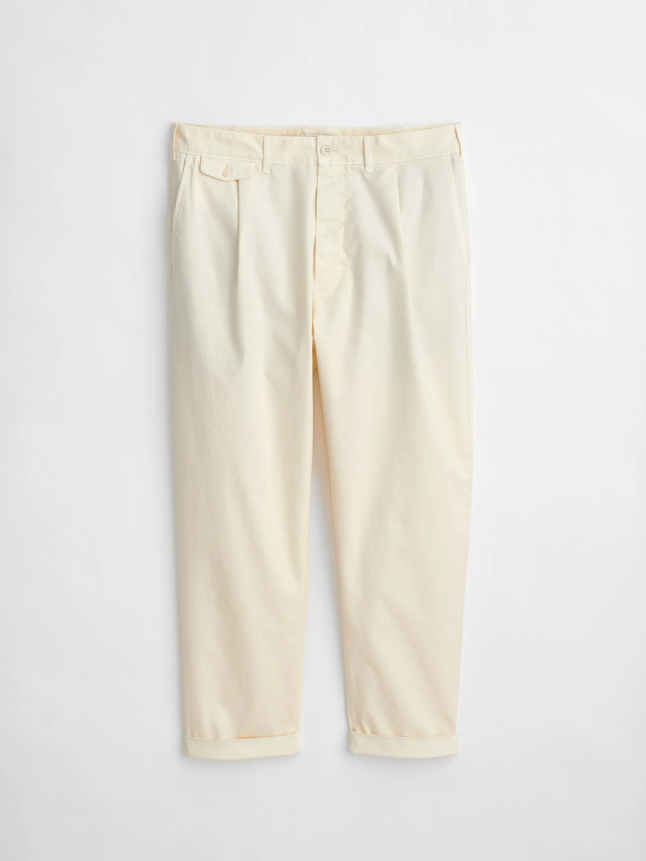 Standard Pleated Pant in Chino