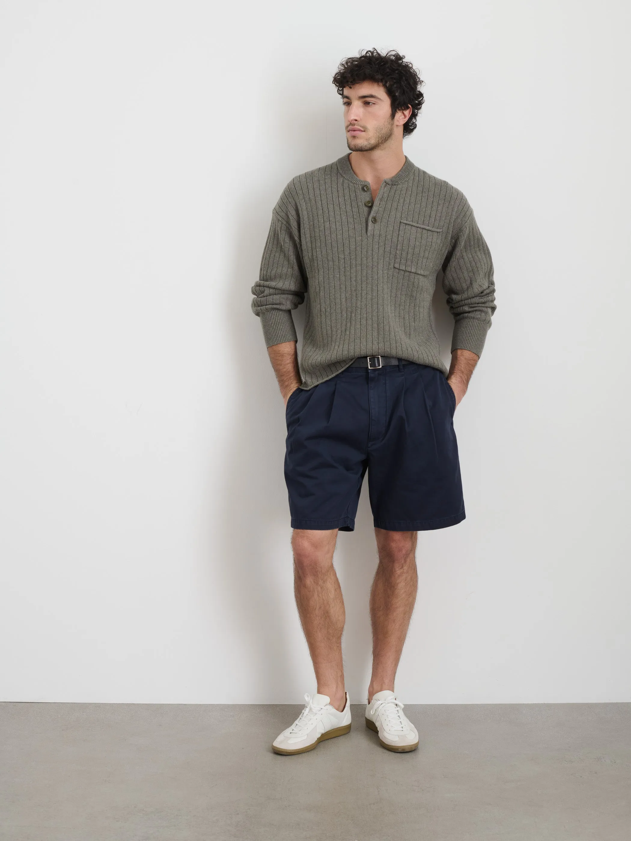 Standard Pleated Short In Chino